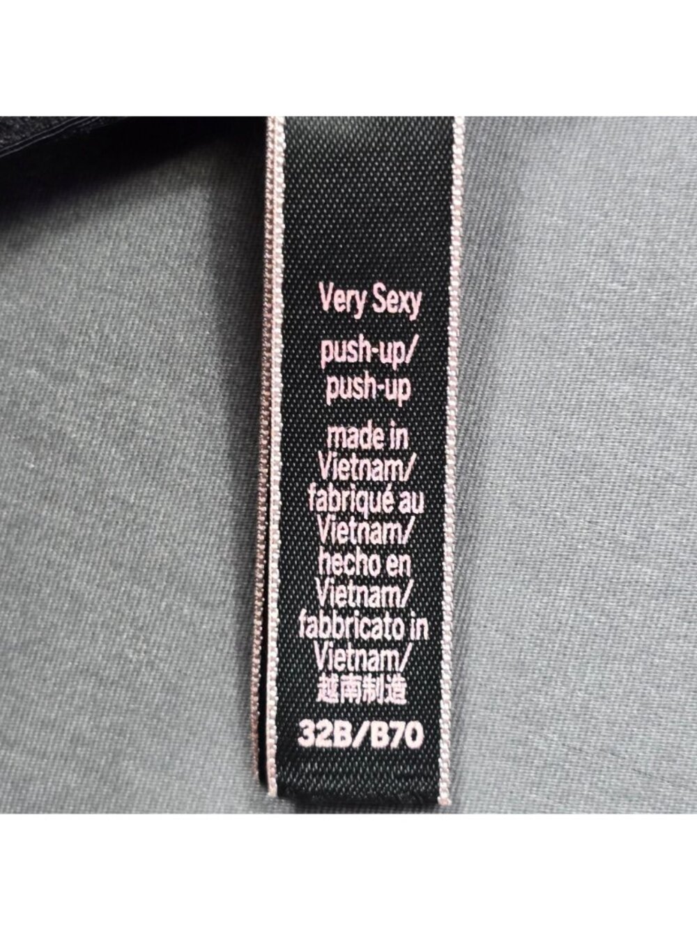 NEW Victorias Secret 32B Racerback Push-Up Lace Bra Black Adjustable Straps Sexy - Picture 3 of 5